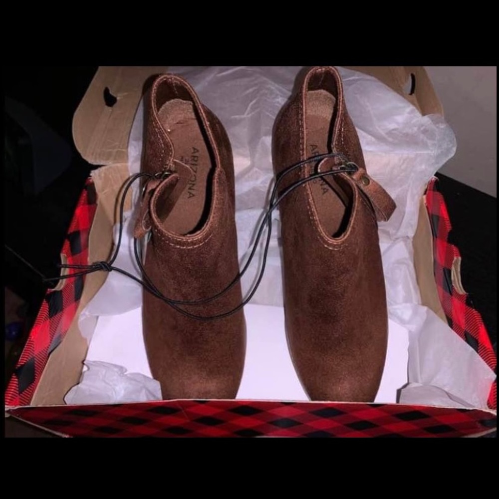 Women Booties size 9.5